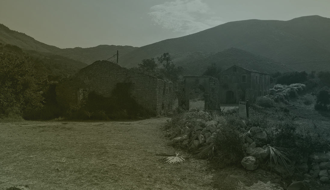 EP 29 Larry "Beans" Baxter Author of “Abandoned” About Town Abando Untold Radio AM